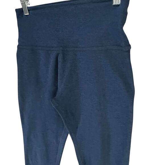Beyond Yoga Capri Leggings Womens M Blue Ultra Soft High Waisted Workout Gym - Picture 2 of 11